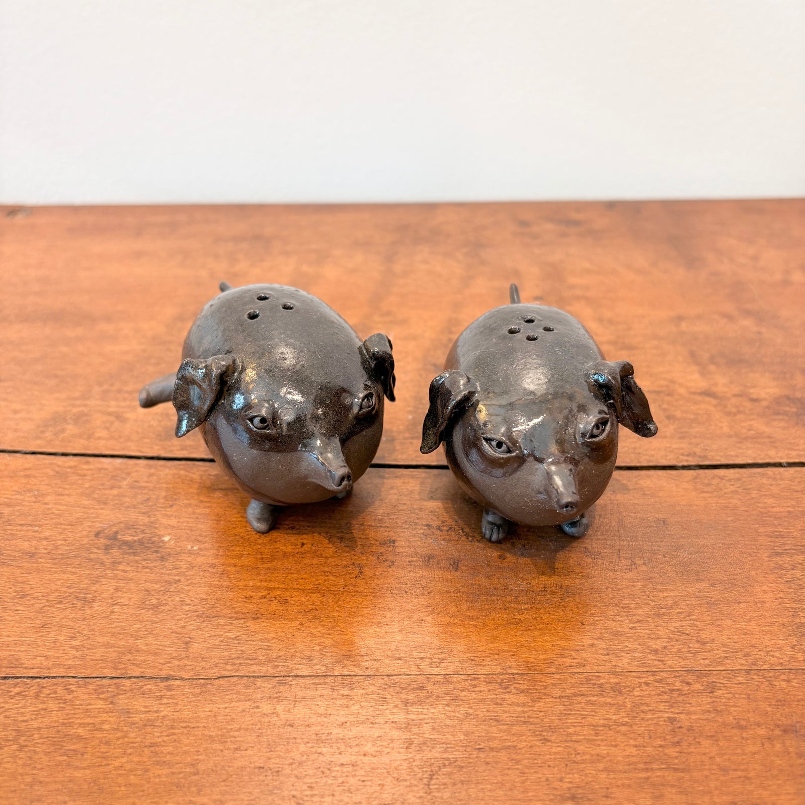 Chubby Wiener Dog Salt & Pepper Shakers