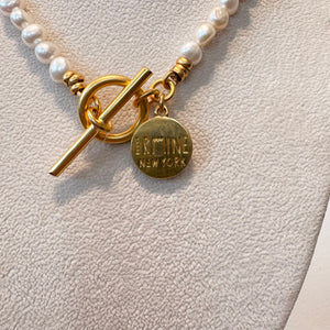 Pearl Necklace - White & Gold