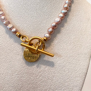 Pearl Necklace - Pink