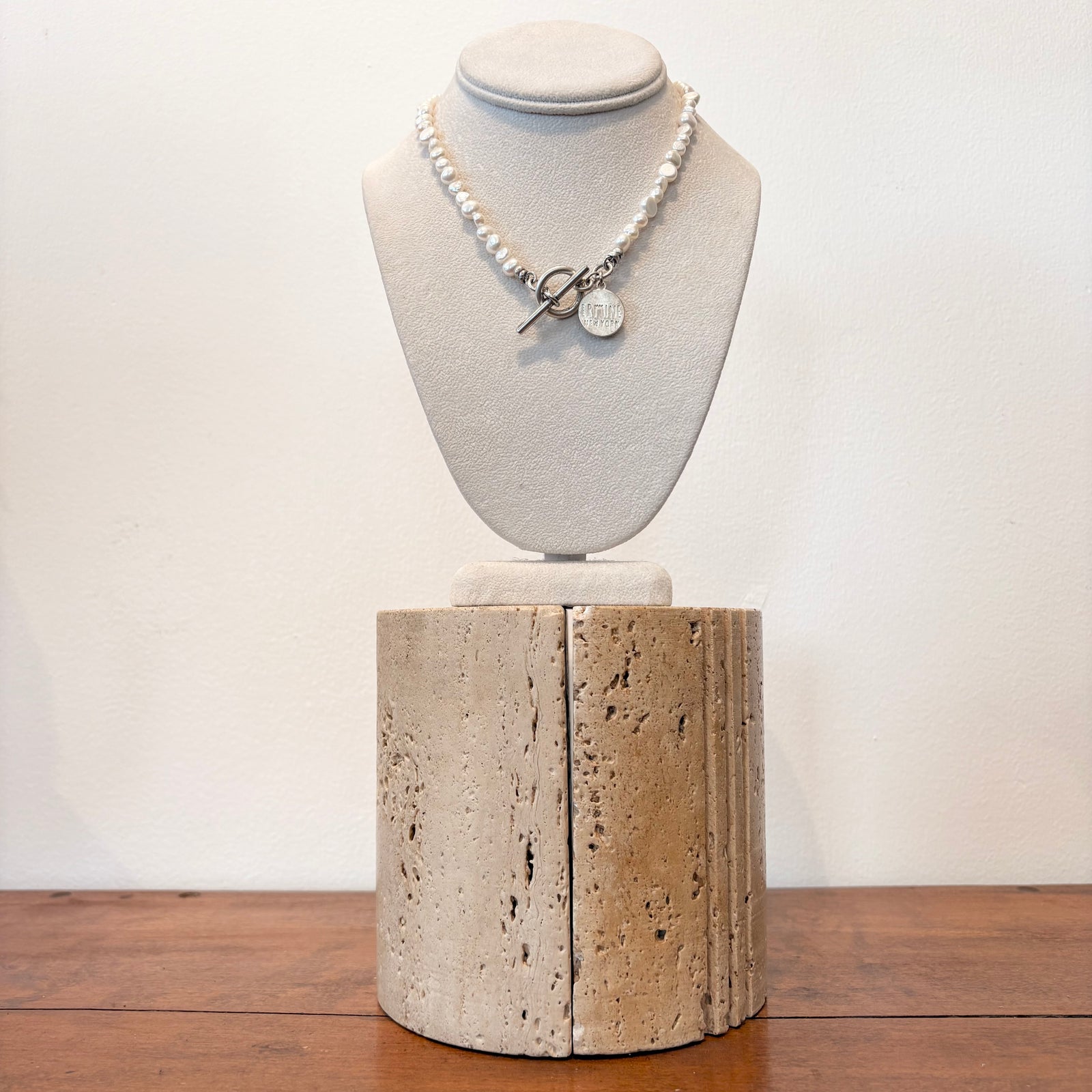 Pearl Necklace - White & Silver