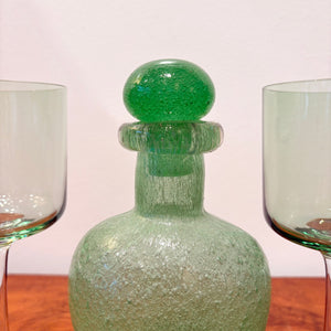 Murano Pulegoso Decanter with Villeroy & Boch Wine Glasses