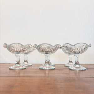 Scalloped Edge Dessert Bowls (set of 5)