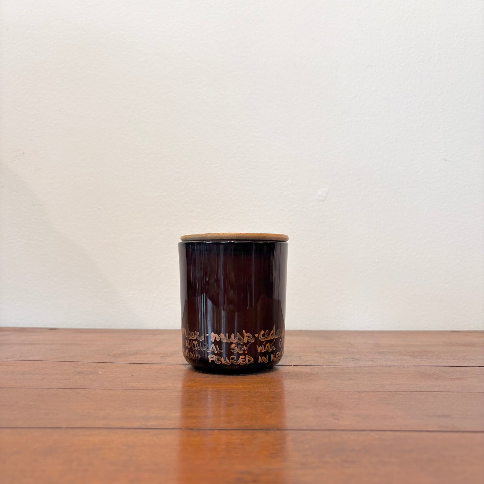 Amber Musk Cedar - 8.5oz Candle