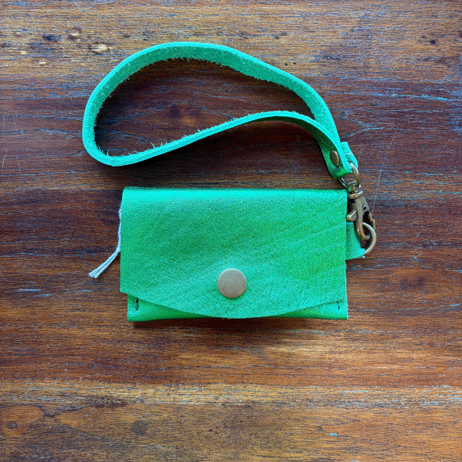 Mini Wristlet - Metallic Green