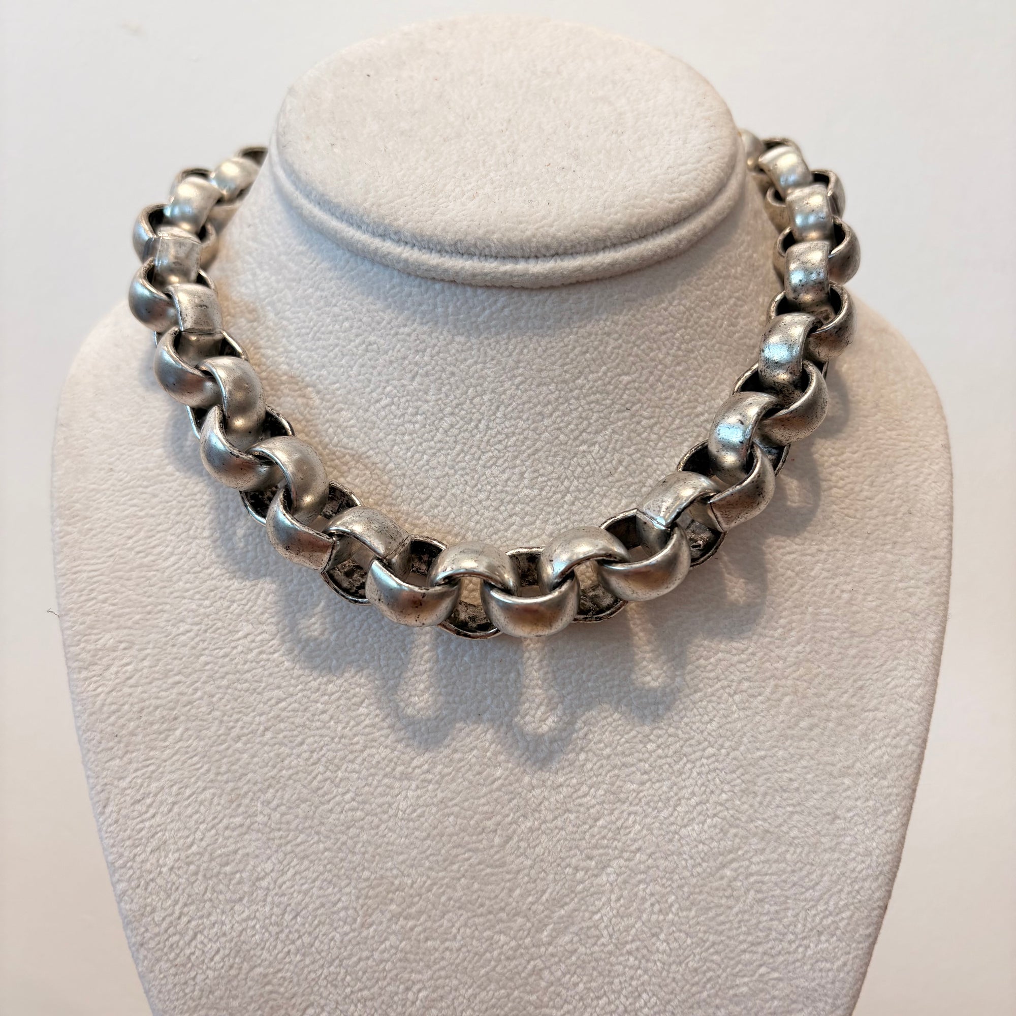 Velo Necklace