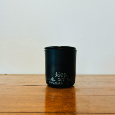 1502 - 8.5oz Candle